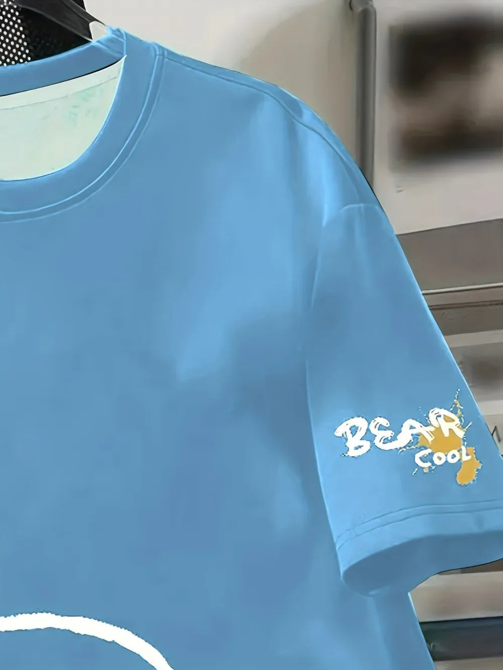 Men's Cartoon Bear Print T-Shirt – Breathable & Lightweight