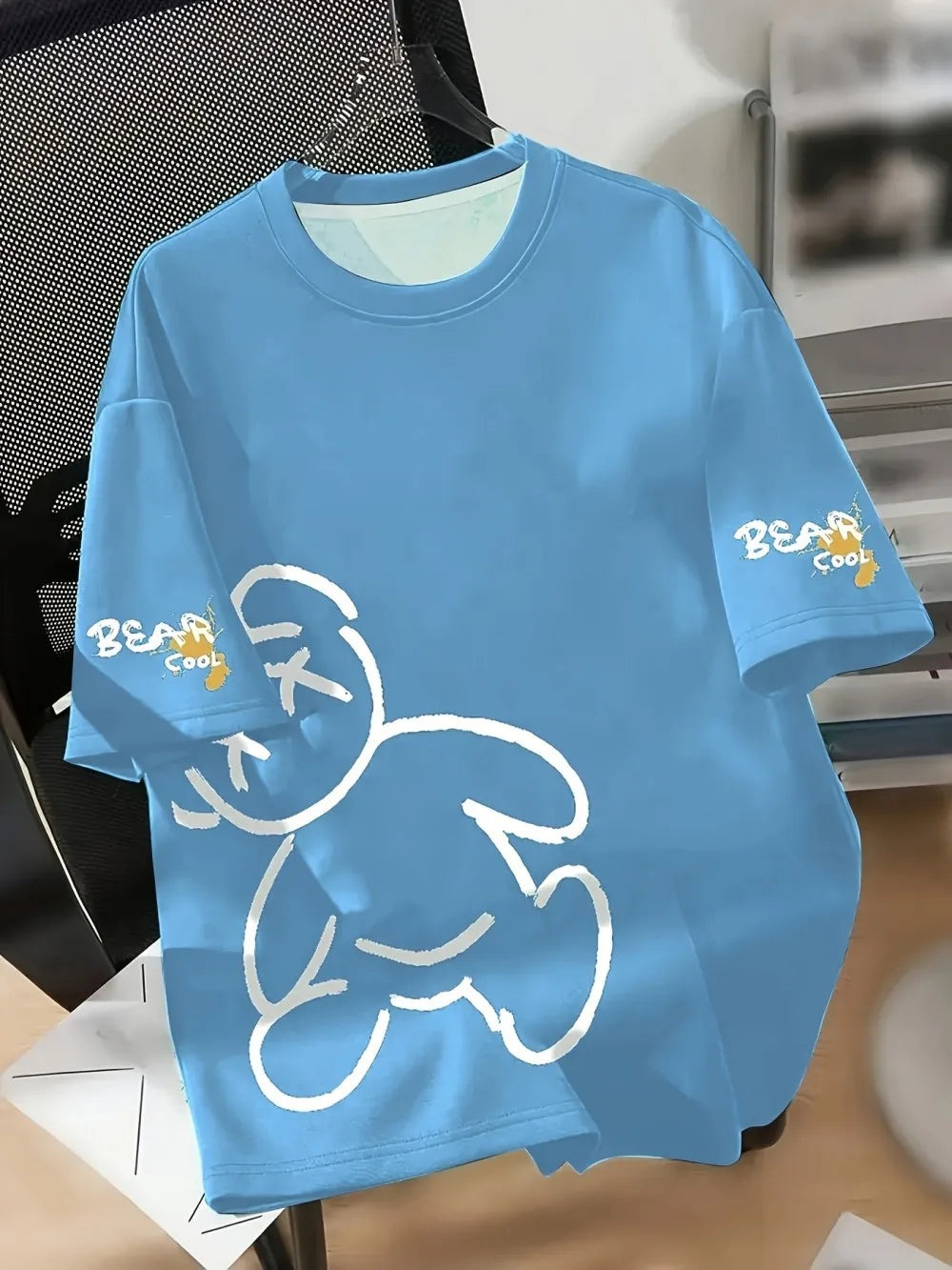 Men's Cartoon Bear Print T-Shirt – Breathable & Lightweight